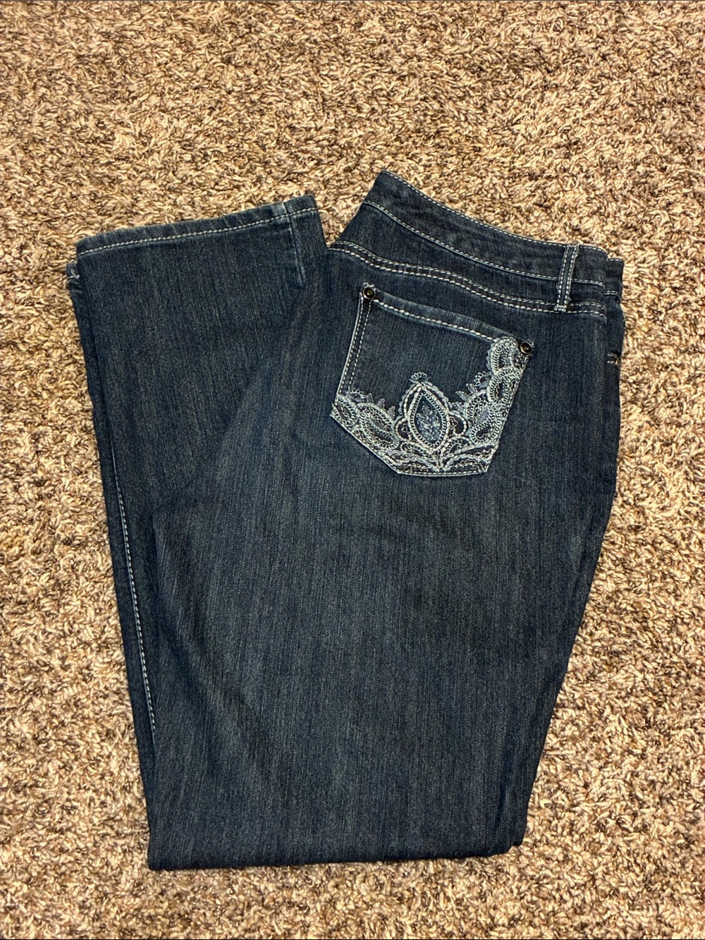 Women’s Nine West Embellished Straight Leg Dark Blue Jeans- Size 14/32